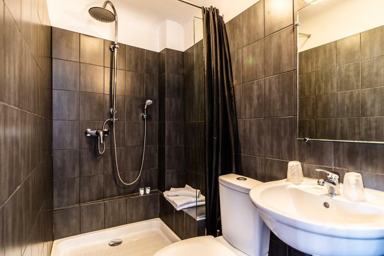 Hotel Le Port Neuf Bajonna Zewnętrze zdjęcie